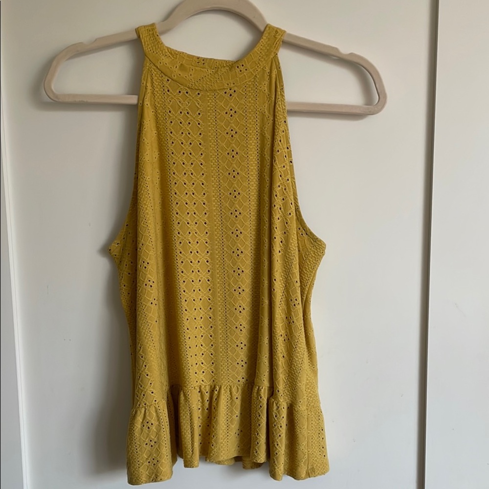 W5 Gold Ruffled Sleeveless Tank Top